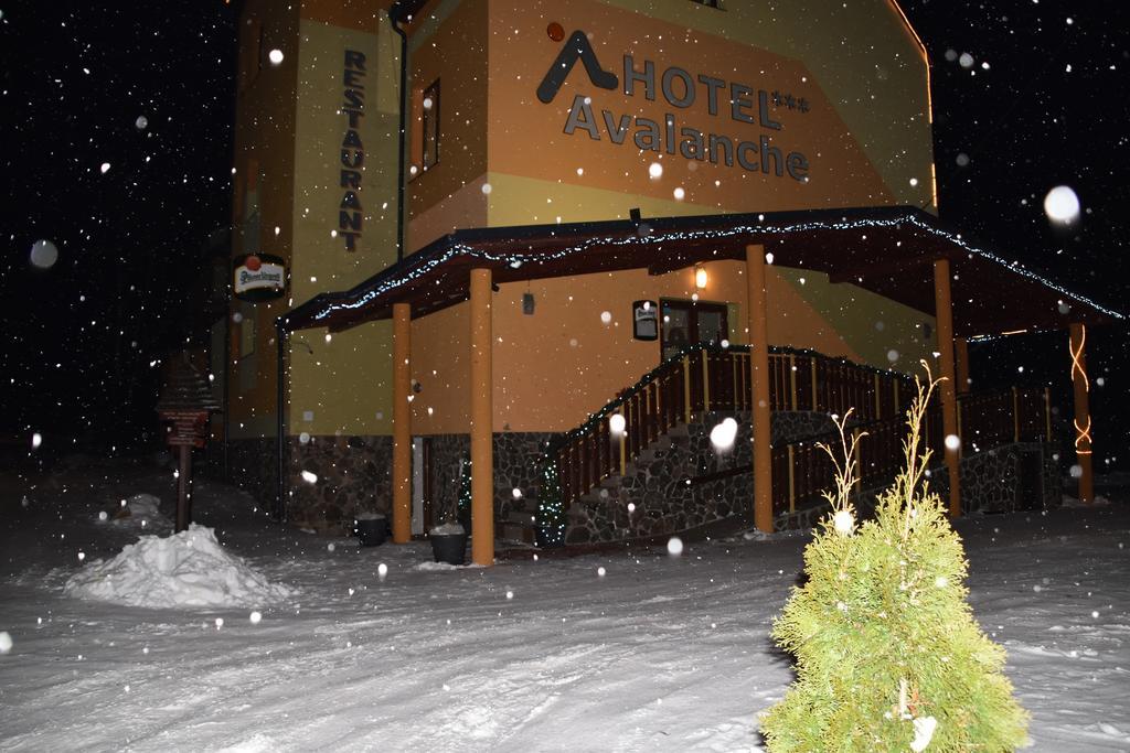 Hotel Avalanche Stola Exterior photo